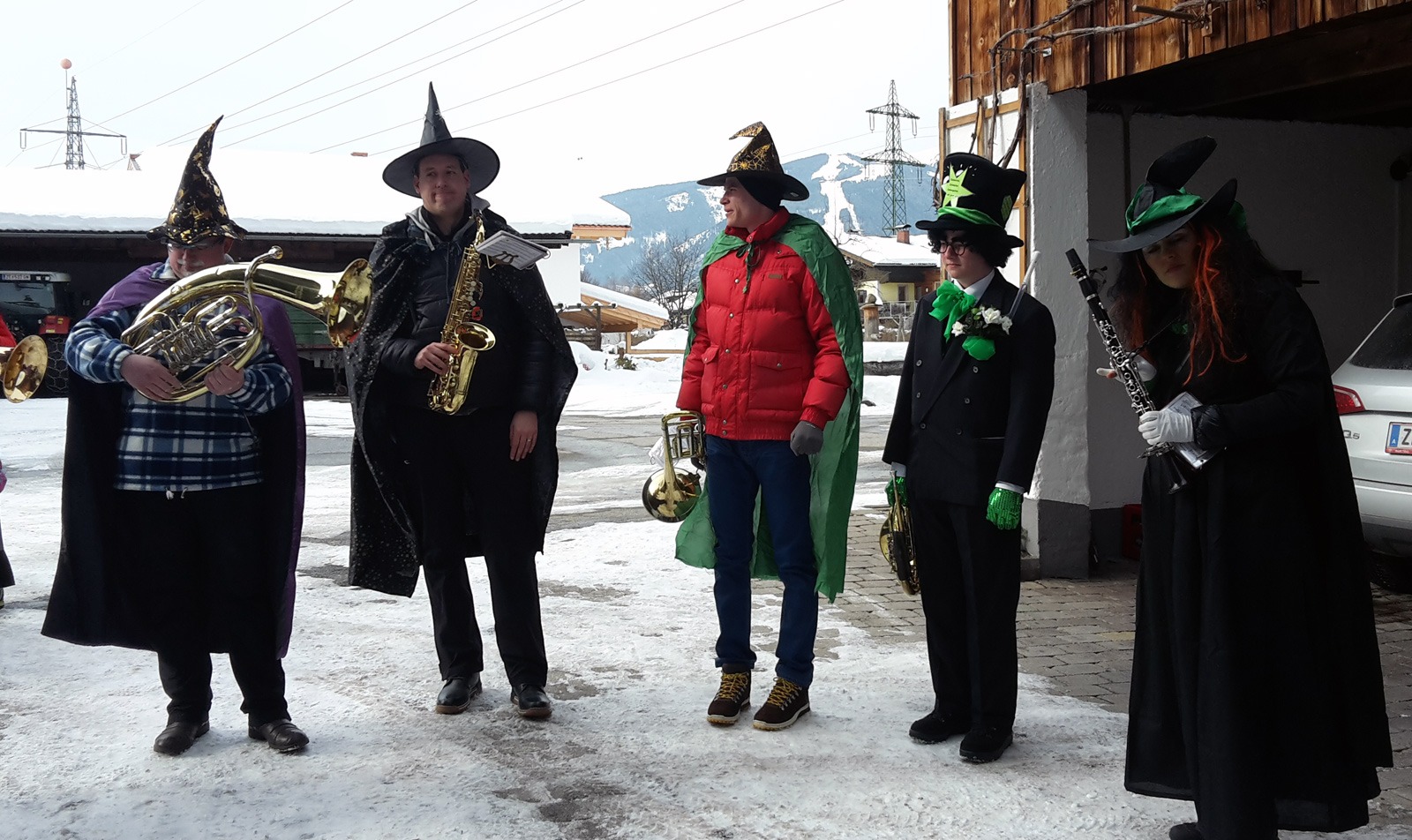 Faschingsgaudi am Ginzhof mit der Musikkappelle Bruck